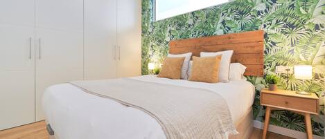 2 dormitorios, tabla de planchar con plancha, Internet