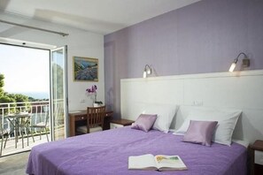 1 bedroom, WiFi, bed sheets - Milka & Miho Apartments- Double or Twin Room with Balcony and Sea View 3 (Lapad)