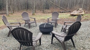 Property grounds - LAUREL HIGHLANDS MOUNTAIN RETREAT - Only 7 miles to Ohiopyle! (Confluence)