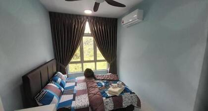 The Anderson Condo with NETFLIX & astro