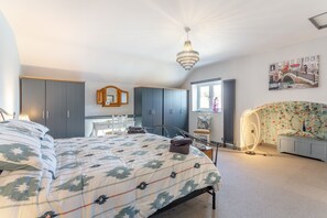 3 camere, Wi-Fi gratuito, lenzuola
