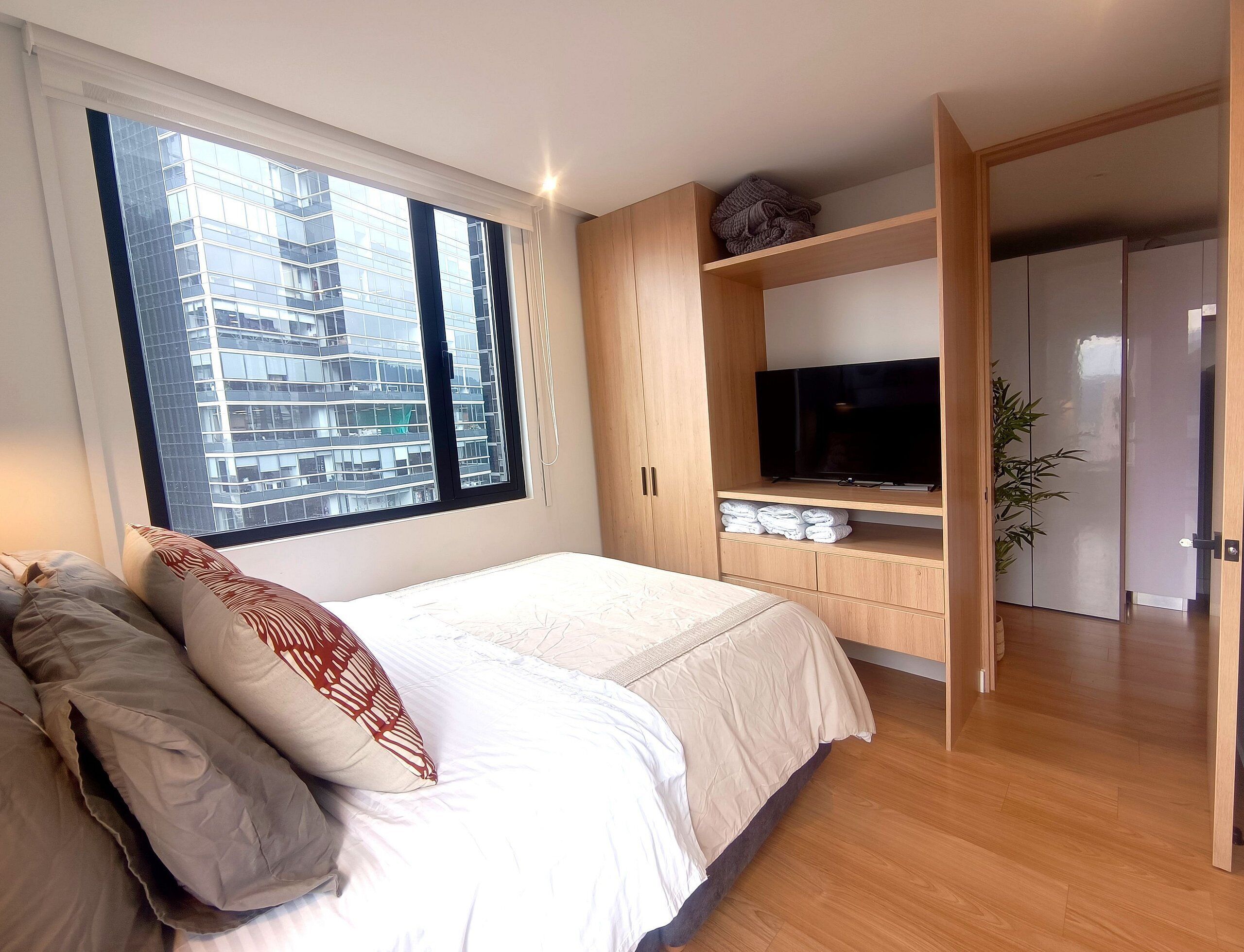 1 chambre, fer et planche à repasser, Wi-Fi, draps fournis