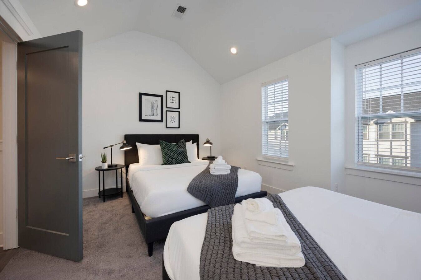 6 bedrooms, iron/ironing board, free WiFi, bed sheets