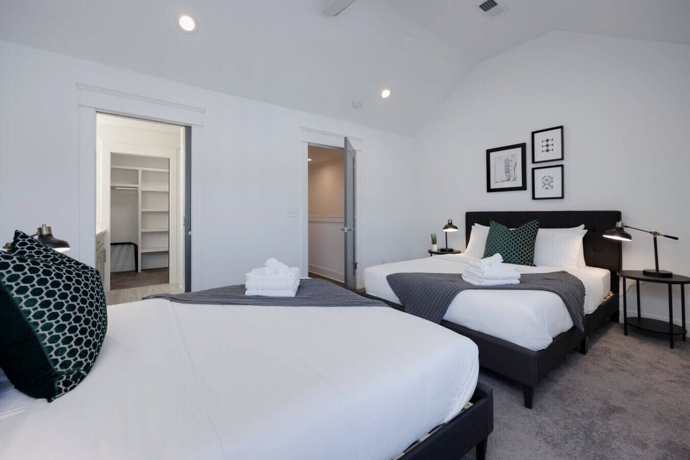 6 bedrooms, iron/ironing board, travel crib, free WiFi