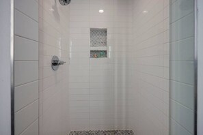 Hair dryer, towels - Charming Townhomes! Two Side By Side Units! (Nashville)