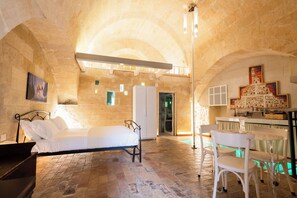 1 dormitori, wifi i roba de llit 