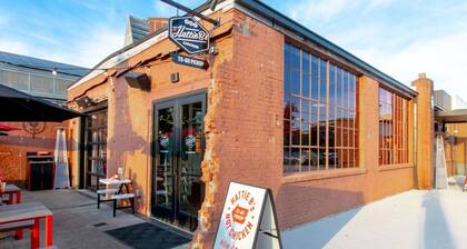 Cute And Cozy - Historic Franklin Quadplex