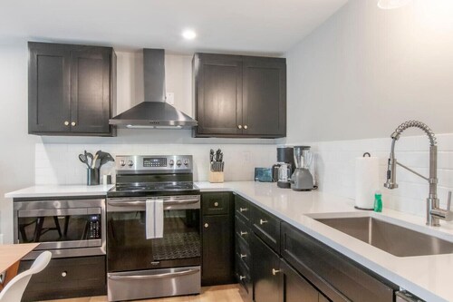 Gorgeous 2 Bedroom-Historic Franklin Quadplex