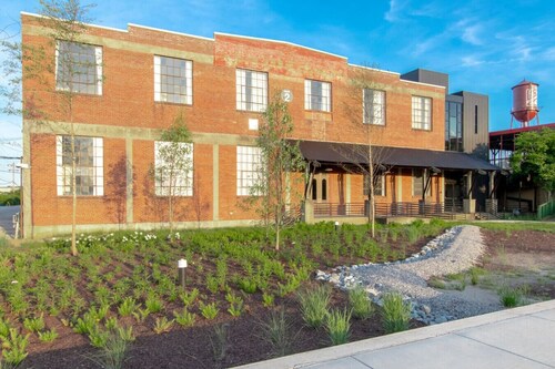 Gorgeous 2 Bedroom-Historic Franklin Quadplex