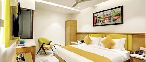 Superior Double Room, City View | Desk, laptop workspace, iron/ironing board, free WiFi