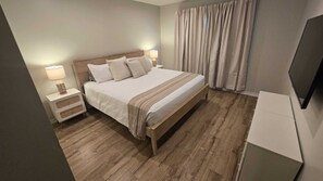 6 chambres, fer et planche à repasser, lit parapluie, Wi-Fi gratuit