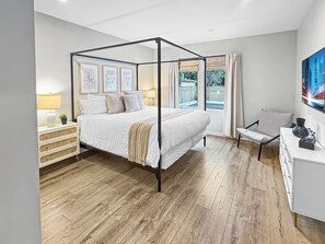 6 bedrooms, iron/ironing board, travel cot, free WiFi