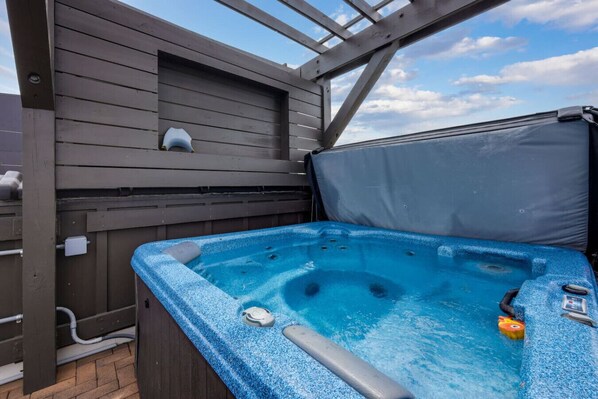 Bain à remous extérieur