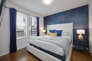 7 chambres, bureau, fer et planche à repasser, Wi-Fi