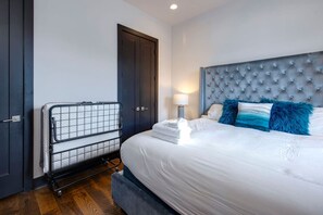 8 soveværelser, skrivebord, strygejern/strygebræt, Wi-Fi