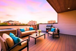 Terrace/patio - West End Luxury | Rooftop Views, Games & Hot Tub (Nashville)