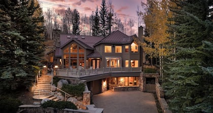 Large Ski-in/out Retreat + Lap Pool | Founders Lodge