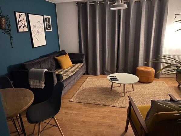 Ferienhaus | Wohnbereich | Fernseher