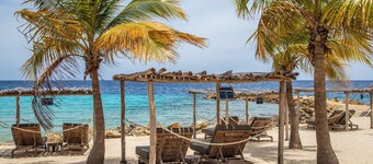 NEW! Villa Jazmyn 39 with private pool at Blue Bay Golf & Beach Resort