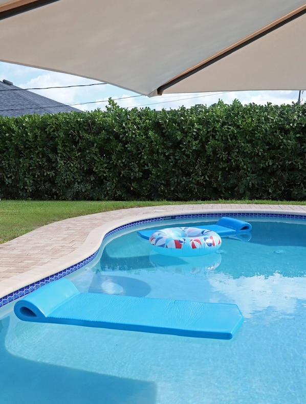 Udendørs pool, opvarmet pool