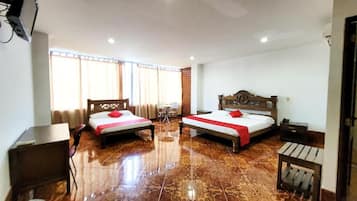 Basic Twin Room | Desk, laptop workspace, free WiFi, bed sheets