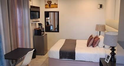 Room 3 - Sleeps 2 with Private Bathroom
