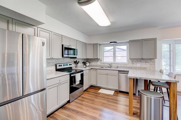 Fridge, microwave, oven, dishwasher