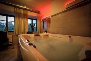 Baignoire à remous privée