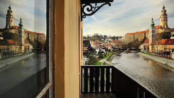 Romantisches Doppelzimmer, Flussblick | 1 Schlafzimmer, Allergikerbettwaren, Select-Comfort-Betten, Zimmersafe