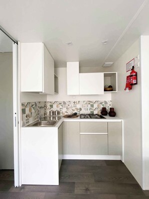 Frigorifero, piano cottura