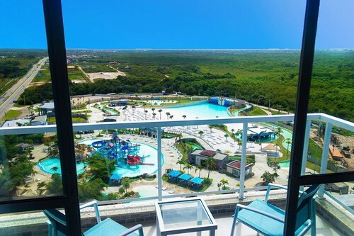 Family-friendly resort with water park