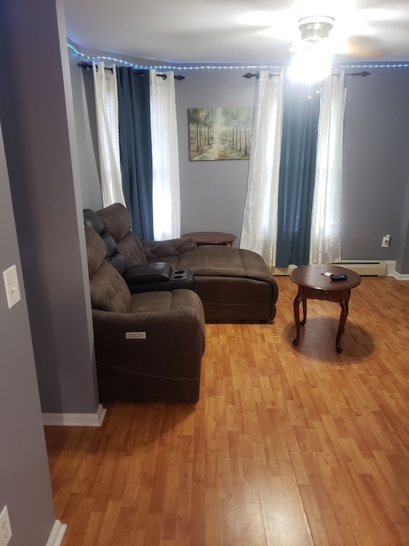 The Silhouette! Chic 1-bedroom With Wifi And Ac In Serene Hartford - Glastonbury, CT