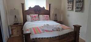 3 bedrooms, desk, iron/ironing board, free WiFi