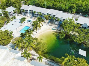 Exterior - New! Lagoon-front 2-BR townhome, Key Largo, gated waterfront community, 2 pools (Key Largo)