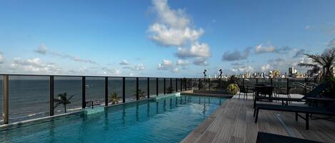 舒适公寓 | 泳池 | 室外游泳池