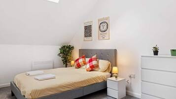 1 bedroom, iron/ironing board, free WiFi, bed sheets