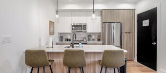 Capitol Hill Suites- Unit 7