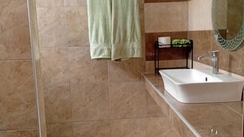 Savon, papier toilette