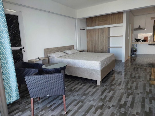 1 bedroom, soundproofing, iron/ironing board, free WiFi