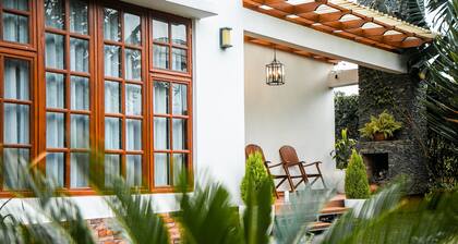 Lake Whispering Home: 3-bedroom apartment in enchanting Tengeru with WiFi