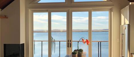 TV connectée, cheminée