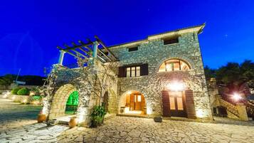 7 habitaciones