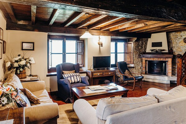 Family Apartment, Mountain View (La Rectoral I) | Living area