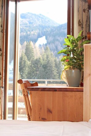 Wi-fi percuma, cadar katil 