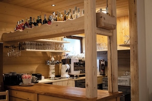 Bar (en la propiedad)