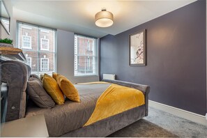 1 bedroom, iron/ironing board, free WiFi