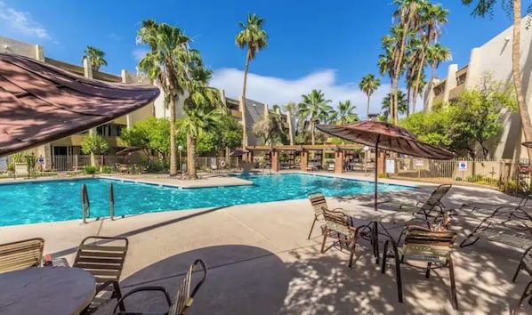 Outdoor pool, a heated pool