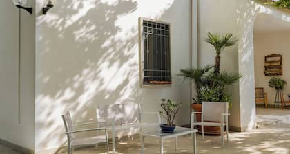 A green oasis 3.5 km from the historic center of Lecce
