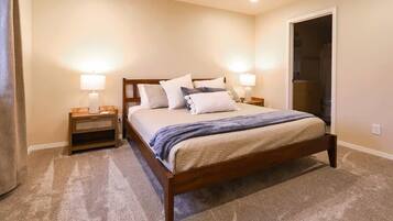 3 bedrooms, iron/ironing board, travel crib, free WiFi