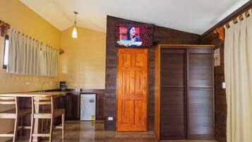 Comfort Cabin, Balcony, Mountain View | 1 bedroom, laptop workspace, free WiFi